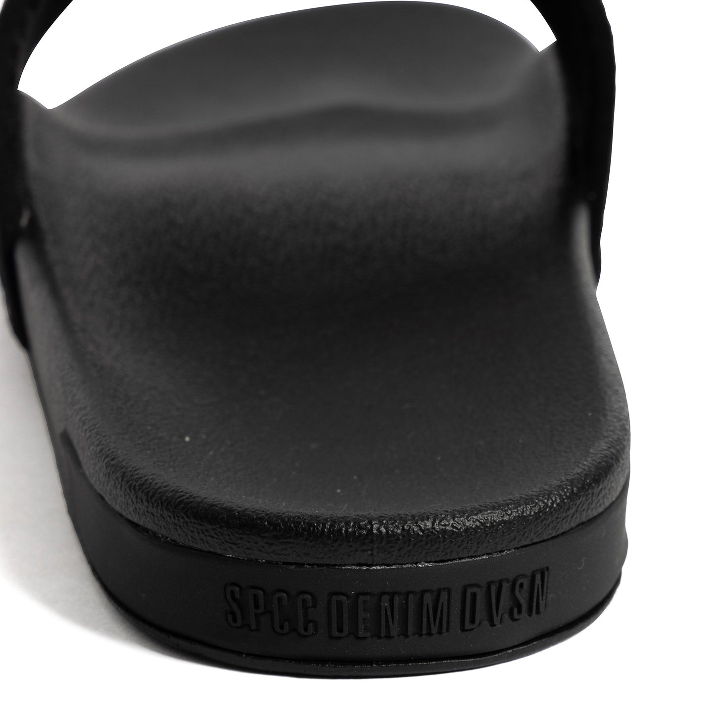 Varda Slider - Black
