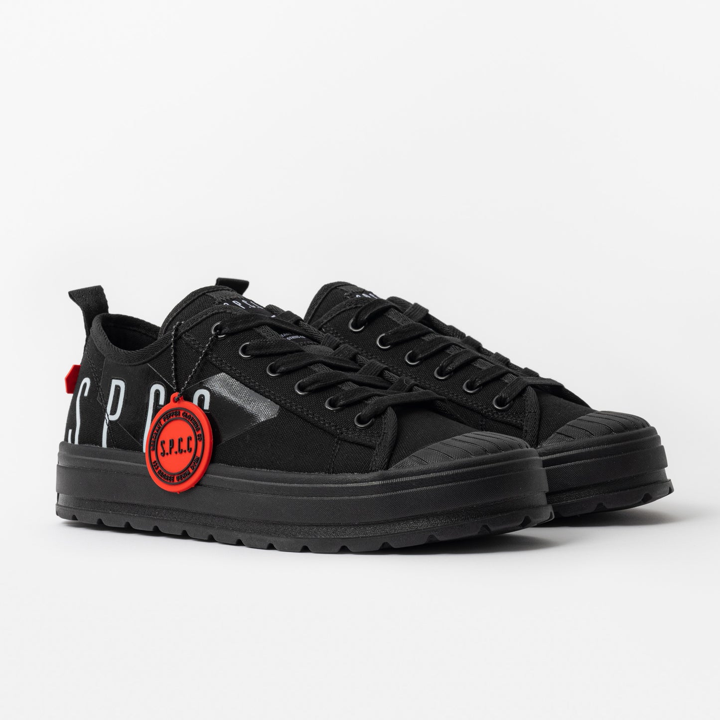 Surge Lo Sneakers - Black