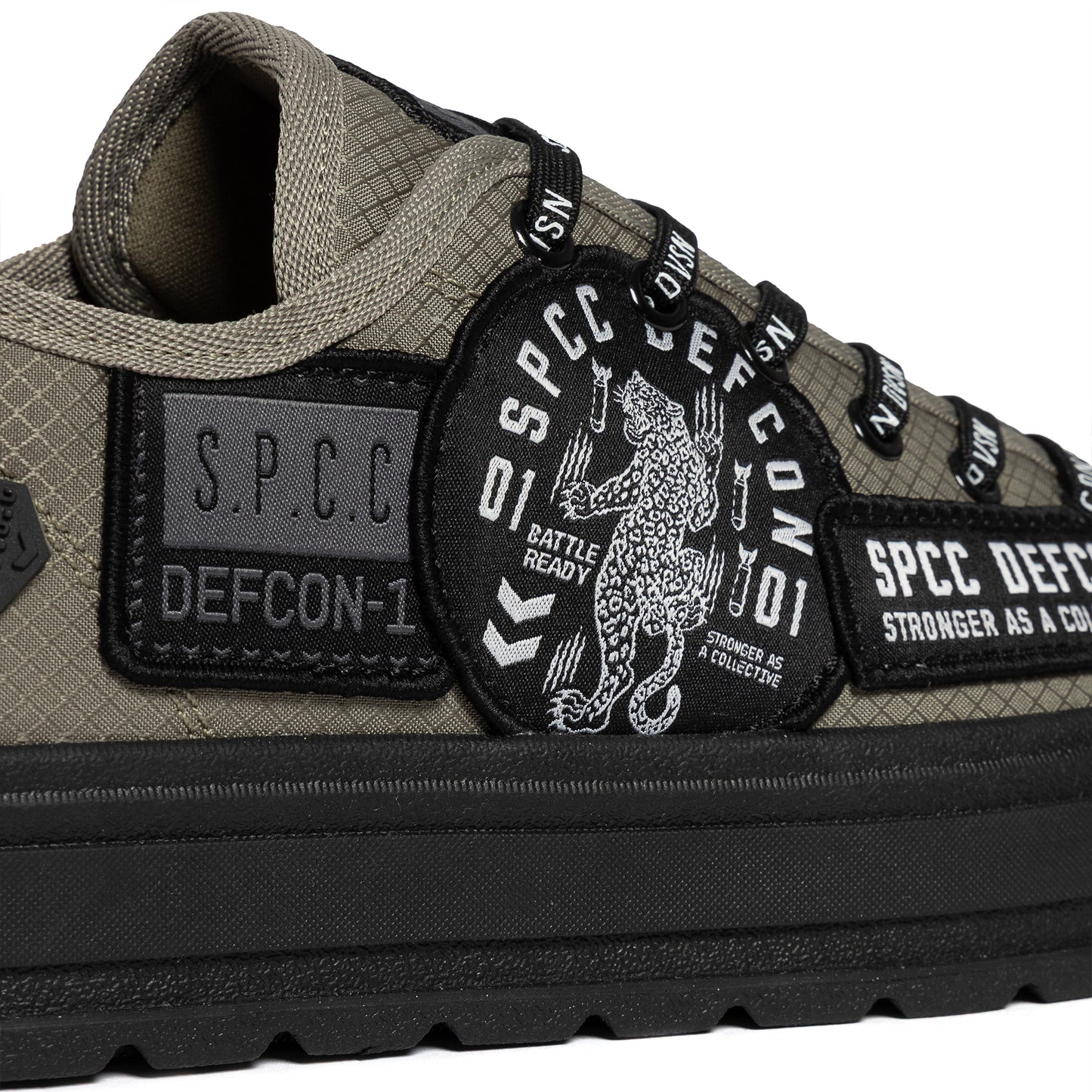 DEFCON Odyssey Lo Sneakers  - Stone