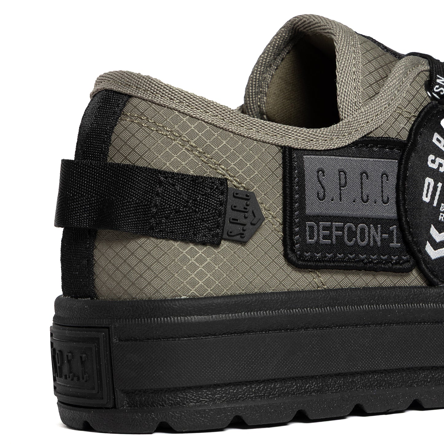 DEFCON Odyssey Lo Sneakers  - Stone