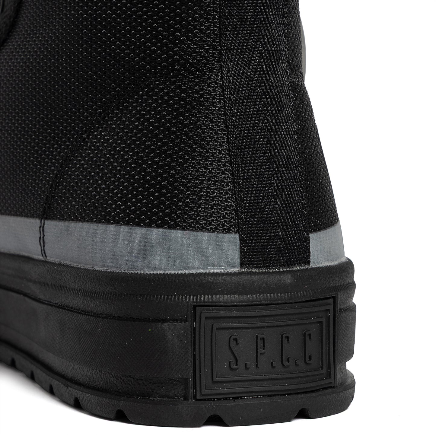 Surge Obscura Hi Sneakers  - Black/White