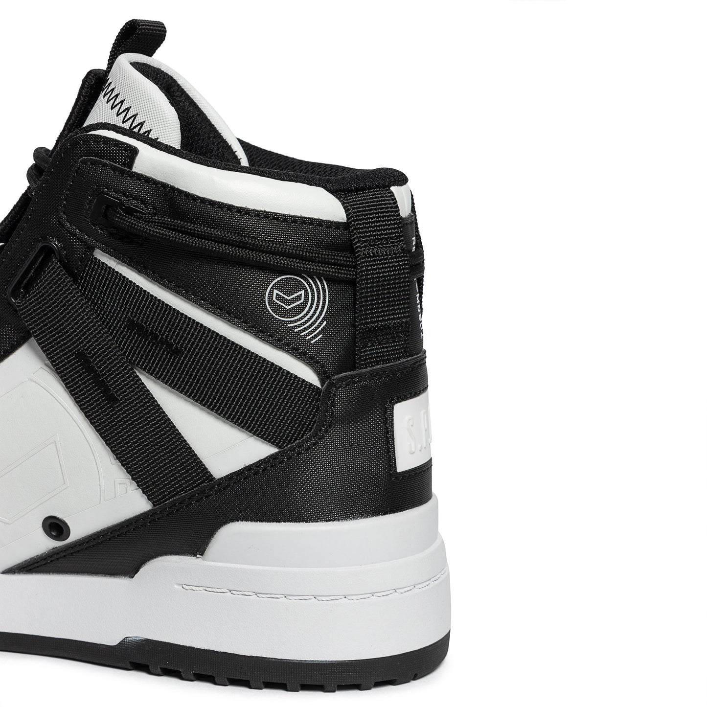 Recon Tau Hi Sneakers  - Black/White