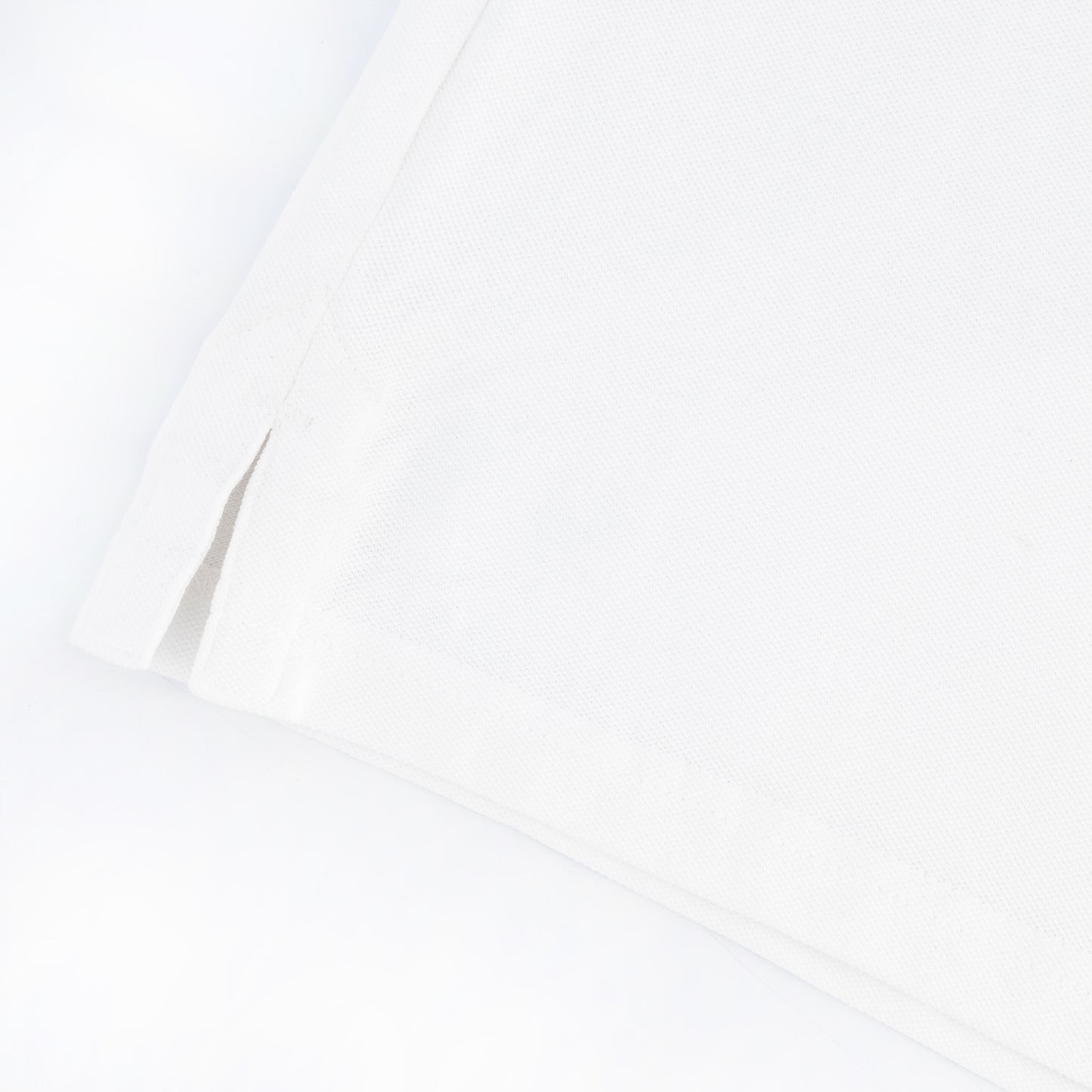 Mullen Golfer  - White