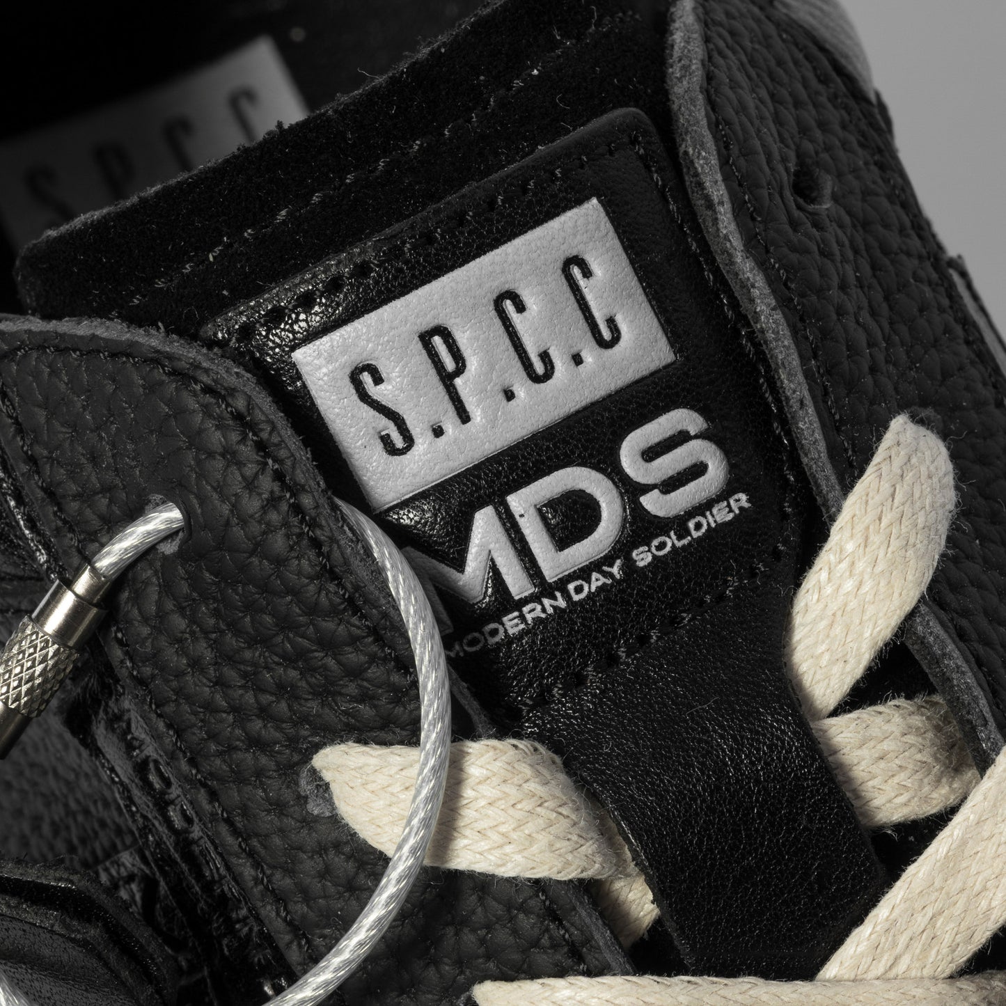 MDS Aviator Lo Leather Sneakers  - Black