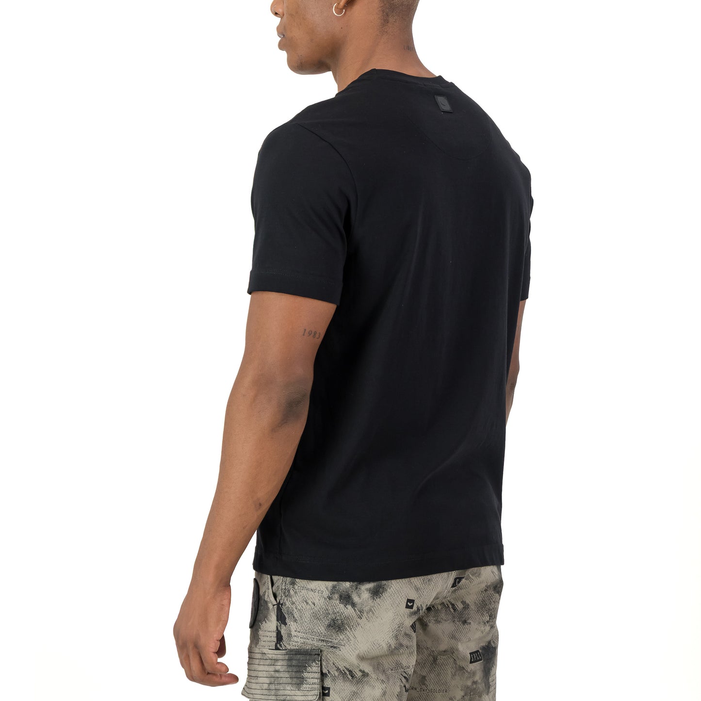 Alaric Tee  - Black