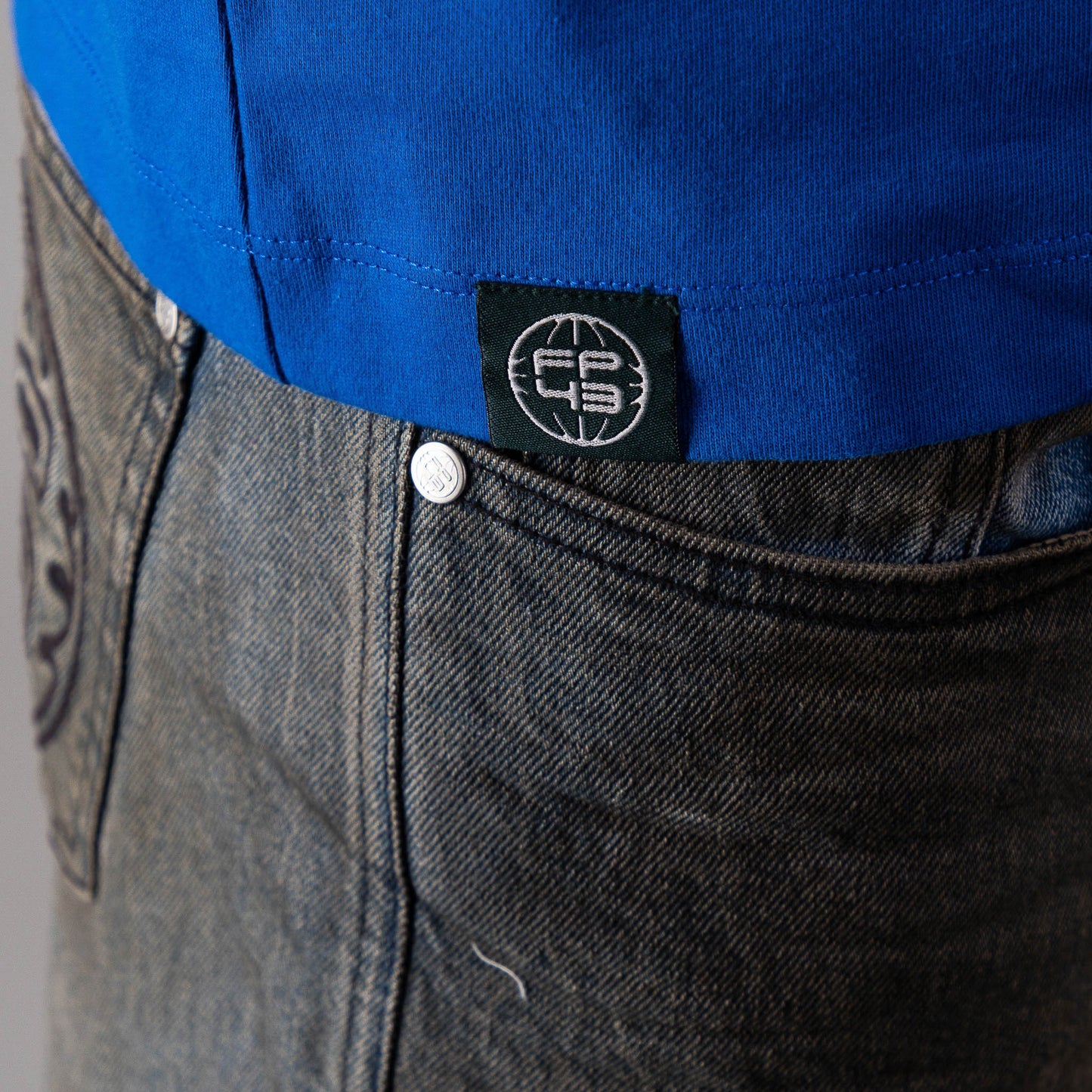 PL4Y3R Tee  - Blue