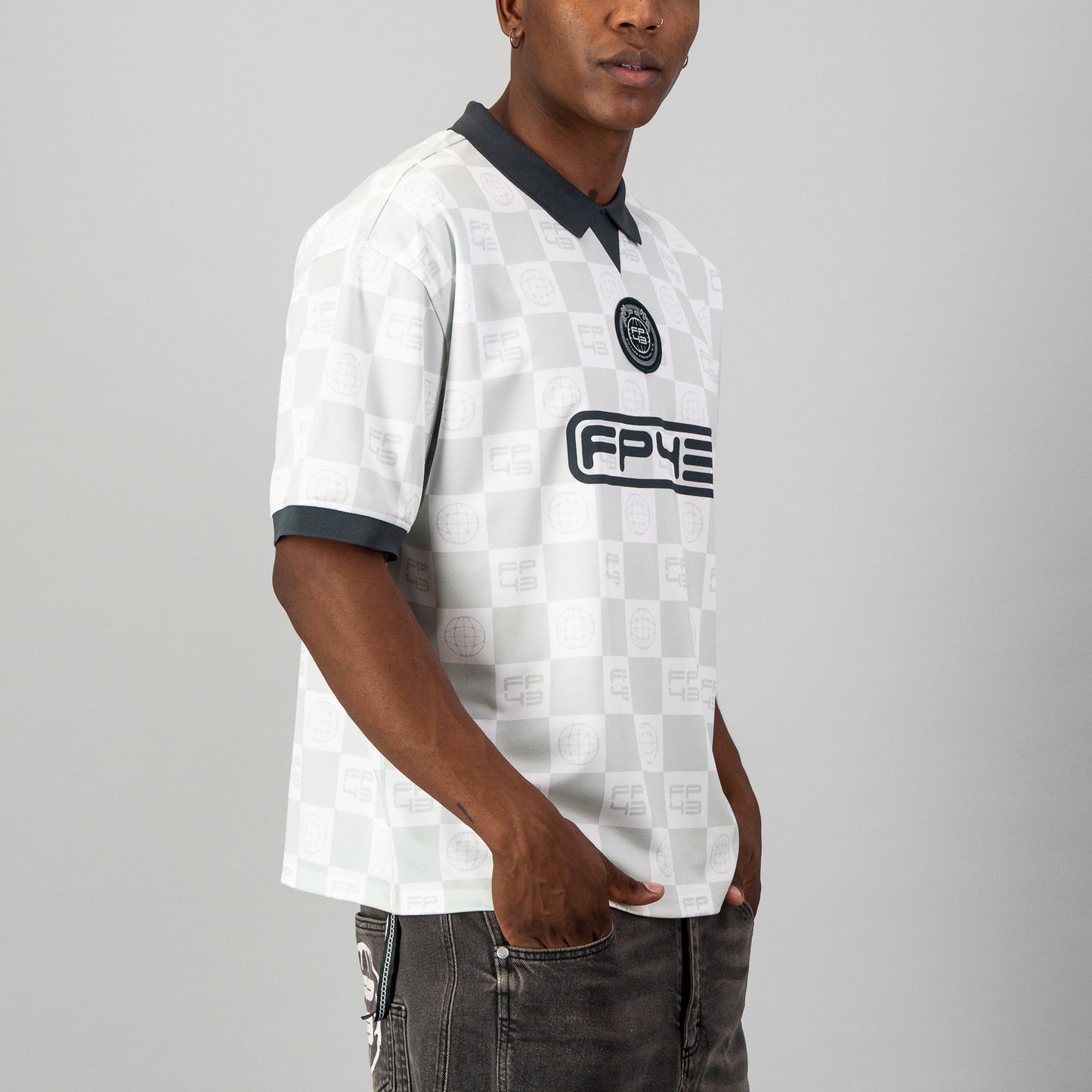 P4G3R Golfer  - Light Green