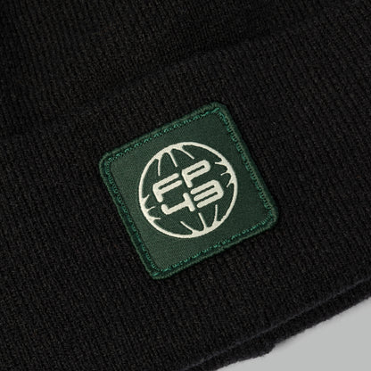 R3M0T3 Beanie  - Black