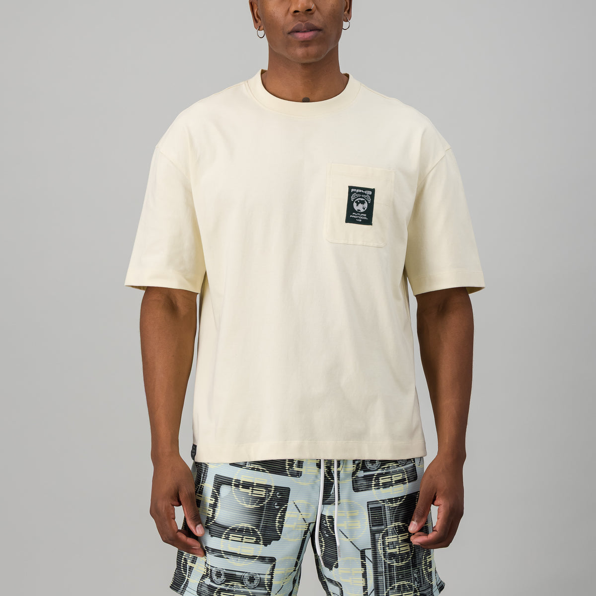 L0CKY43 Tee  - Stone