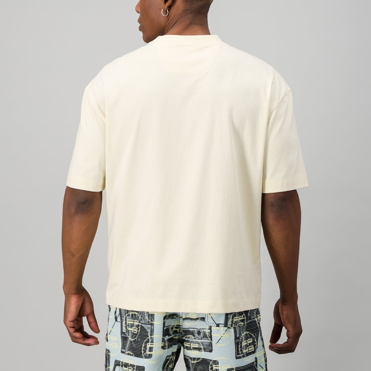 L0CKY43 Tee  - Stone