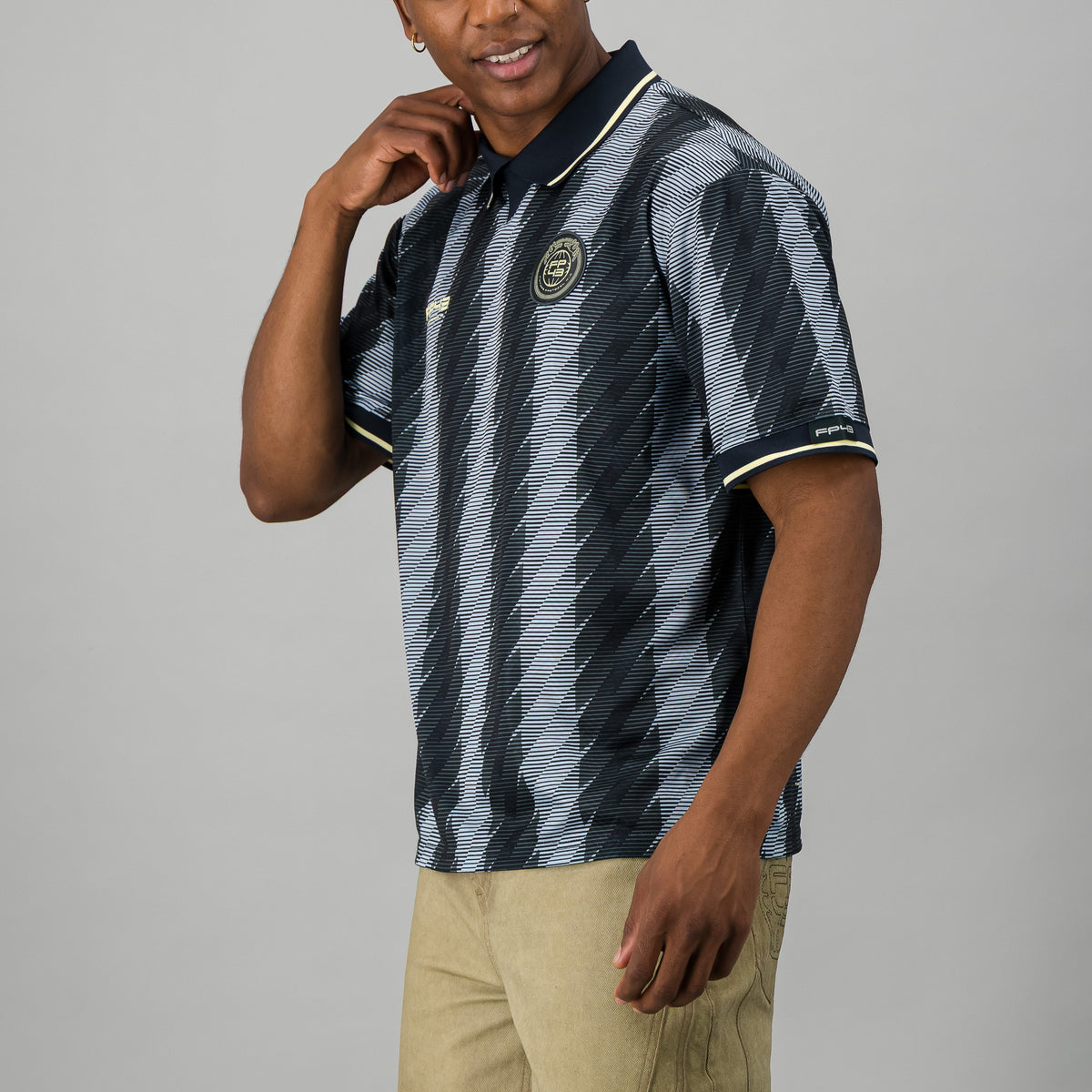 V0L4T1L3 Golfer  - Charcoal