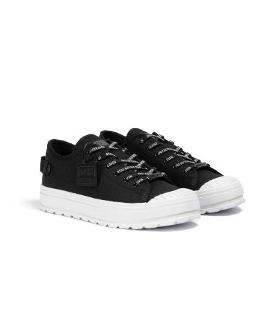Surge DEFCON Lo Sneakers  - Black/White