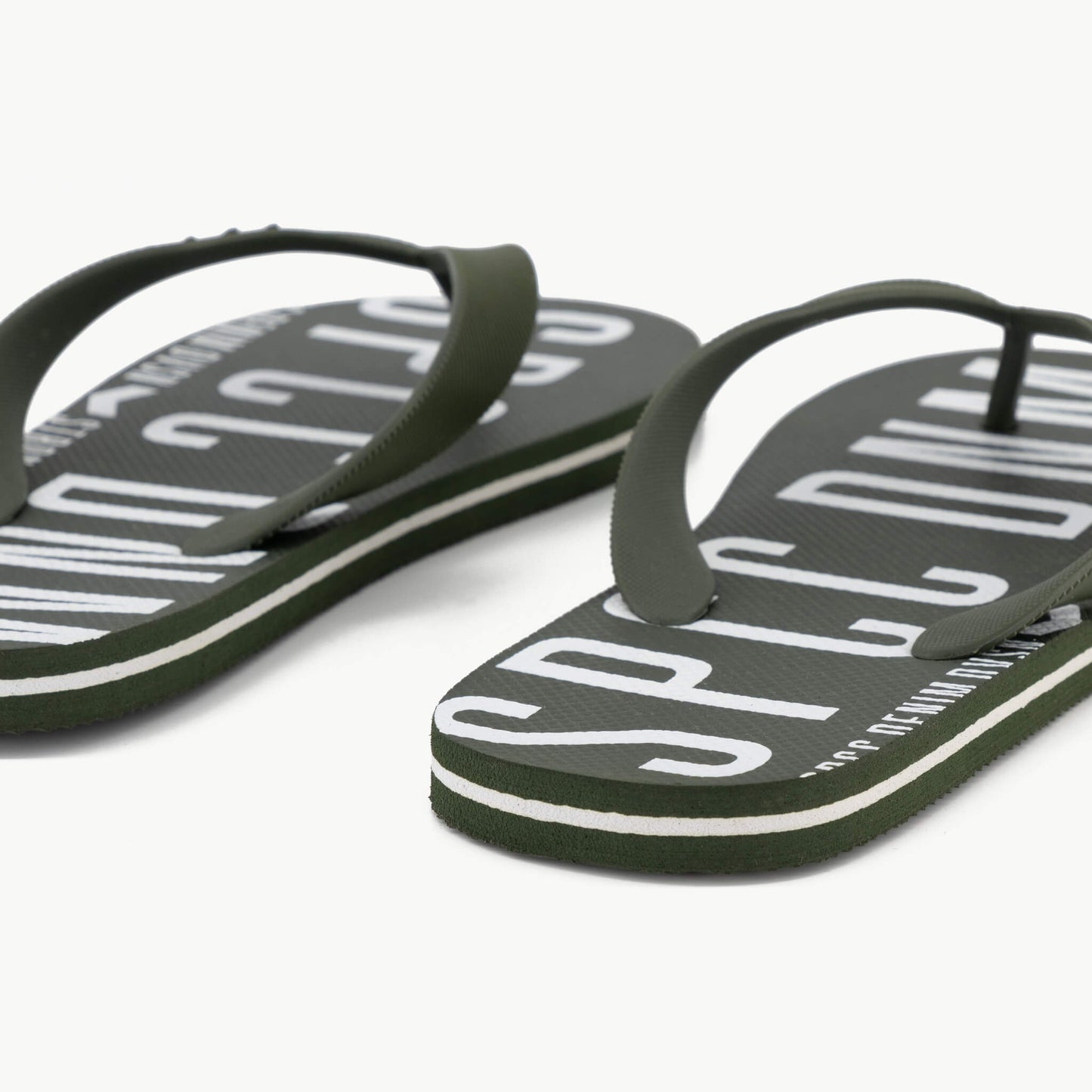 Oliveira Flip Flops  - Fatigue