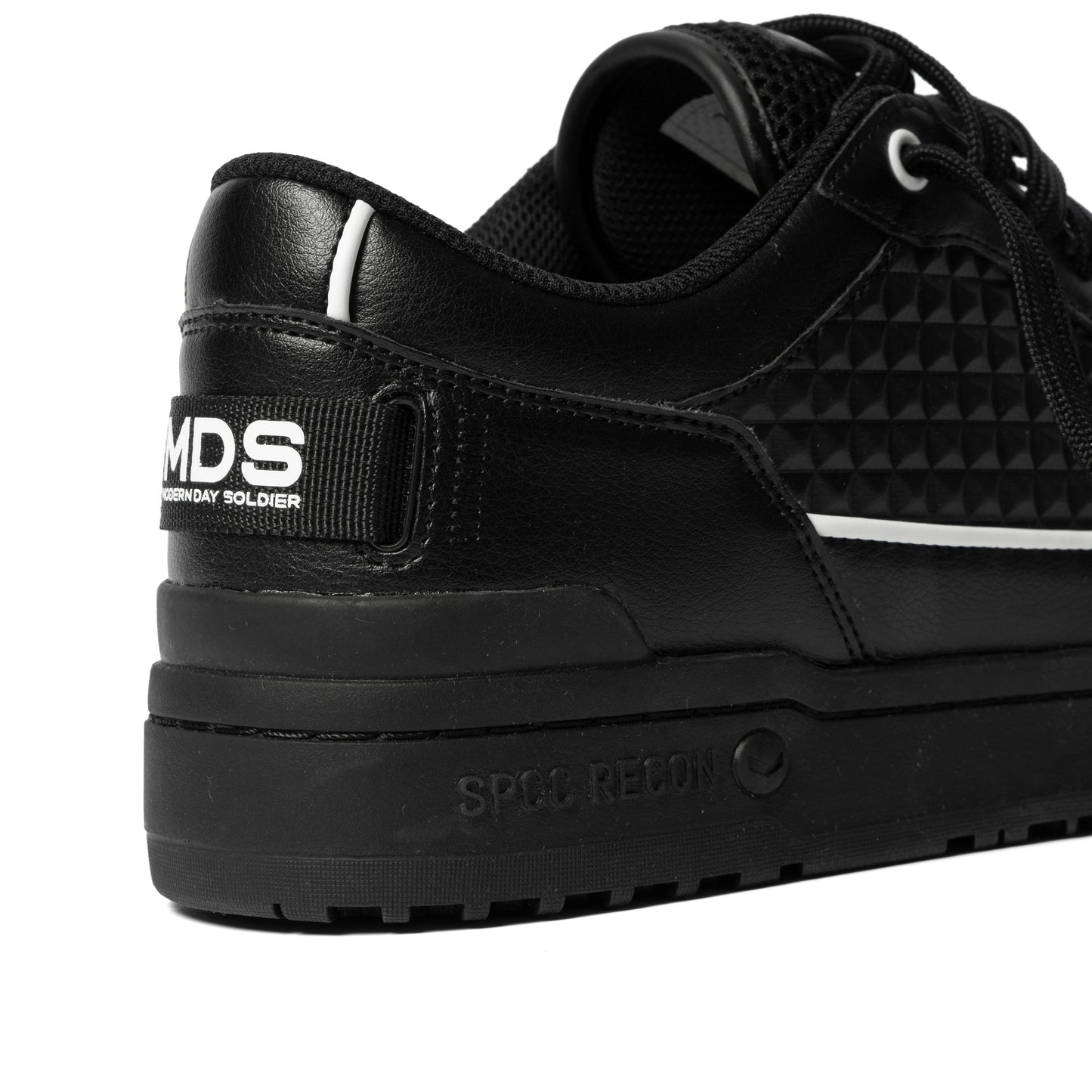 MDS Raider Lo Sneakers  - Black