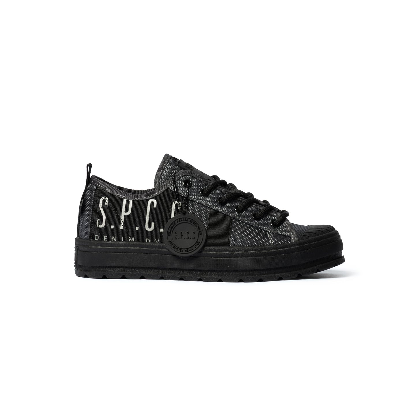 Surge Delta Lo Sneakers  - Dark Grey