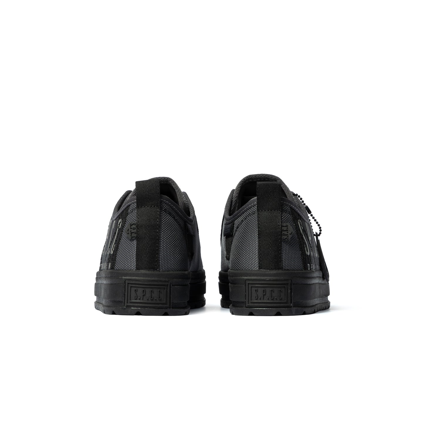 Surge Delta Lo Sneakers  - Dark Grey