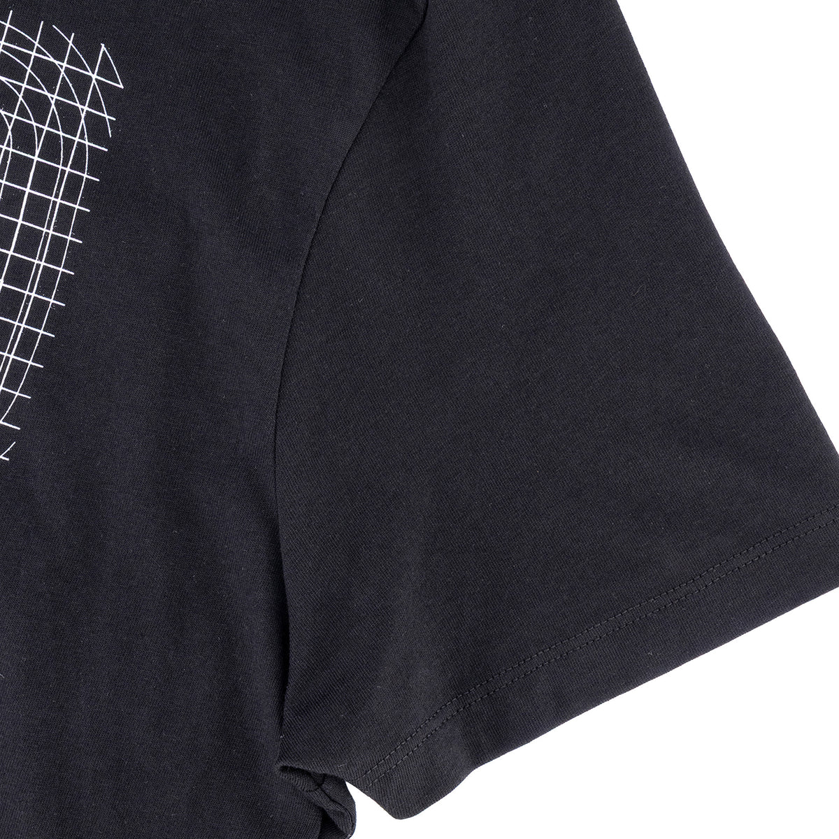 Aven Tee  - Black