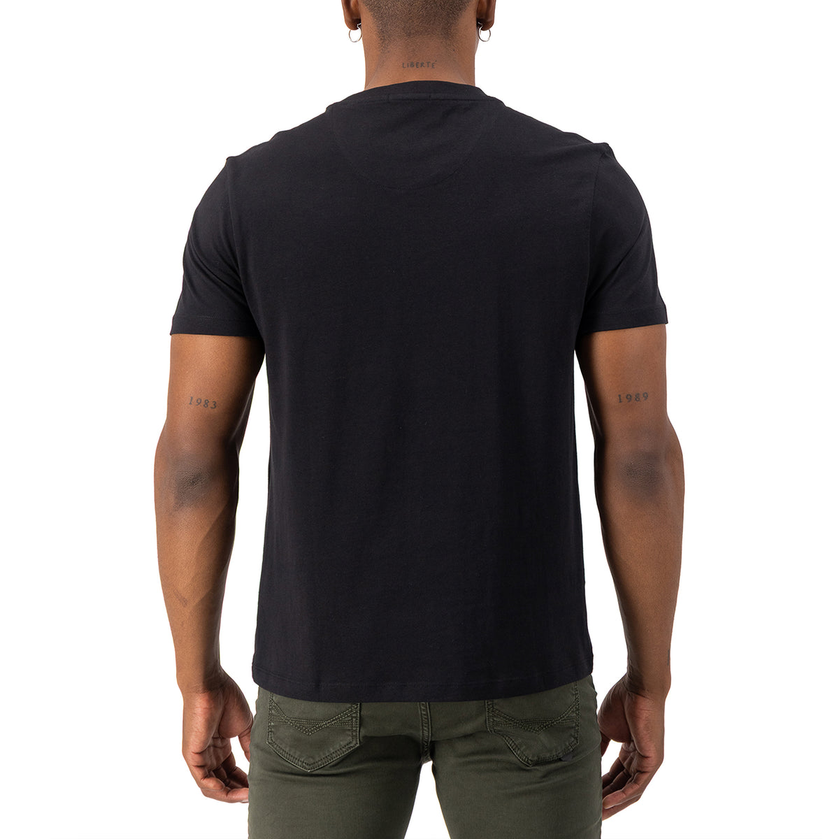 Aven Tee  - Black